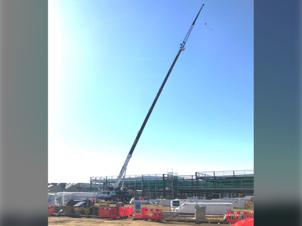 Huddersfield Full Fly Lift